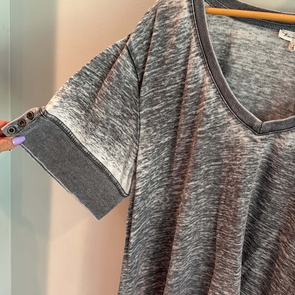 Women's Washed Gray V-Neck Tee - Picture 6 of 10